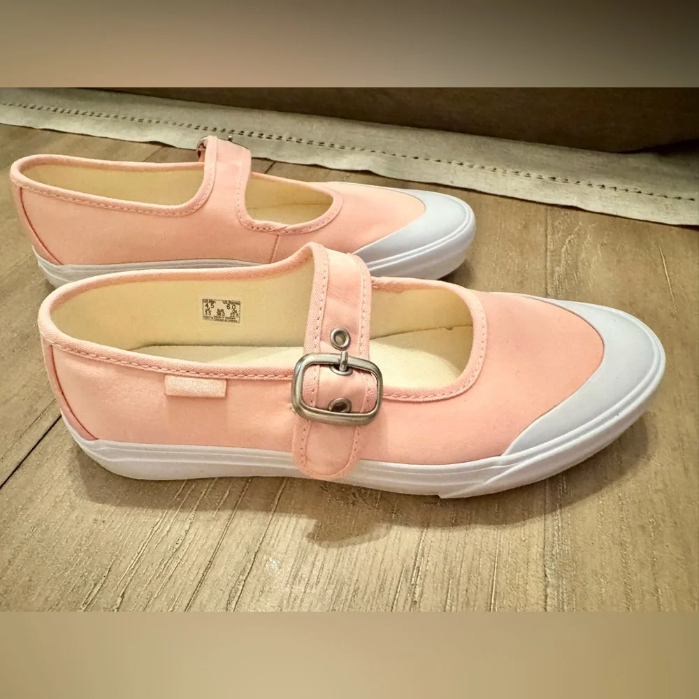 Vans Mary Jane Sneakers in Ballet Pink Satin w/Buckle, NWOB, Women’s Multiple - Picture 7 of 15